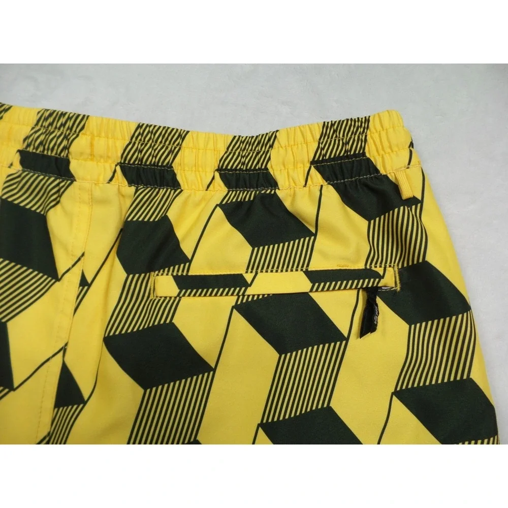 Vans Shorts Mens Size Medium Yellow Relaxed‎ Fit Primary Elastic Boardshorts NWT